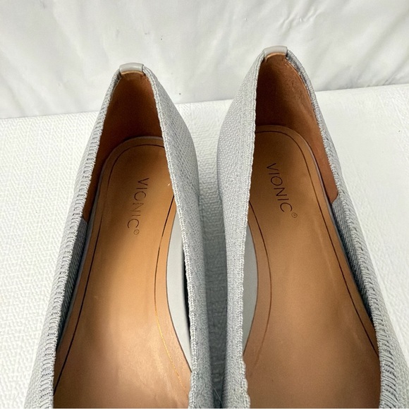 Vionic Dahlia Flats Pointed Toe Light Gray Womens Size 9 - Picture 3 of 9